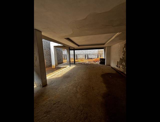 4 BEDROOM FREEHOLD FOR SALE IN EDENBURG